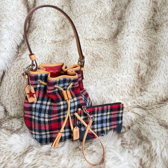 Vintage Coach Holiday Plaid Drawstring Bucket & Wristlet Set - 100% Wool in EUC - Picture 1 of 16